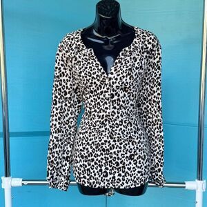 Old Navy Women’s Leopard Print Button-Up Blouse Size XL
